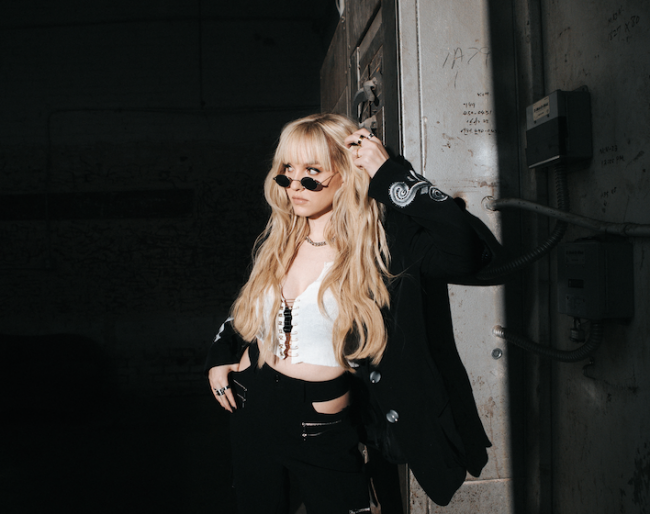 XYLØ Debuts Latest Single “Tongue in the Bag”
