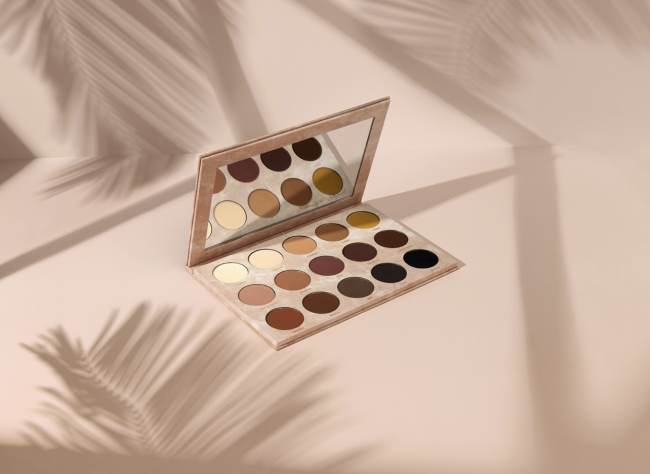 Dominique Cosmetics Releases Its Transition Palette