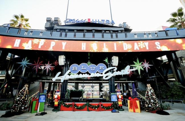CELEBRATE THE HOLIDAY SEASON WITH THE LOS ANGELES DODGERS